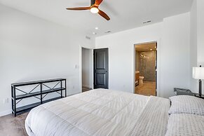 Mtn-view Deck + Game Room: Granby Getaway