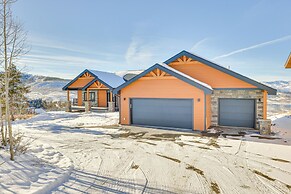 Mtn-view Deck + Game Room: Granby Getaway