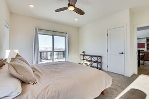 Mtn-view Deck + Game Room: Granby Getaway