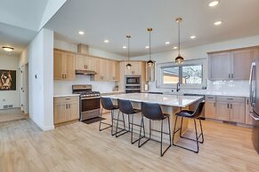 Mtn-view Deck + Game Room: Granby Getaway