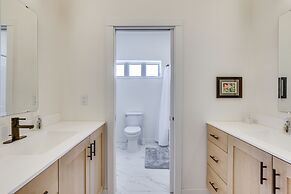 Mtn-view Deck + Game Room: Granby Getaway