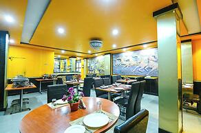 Treebo Green View, Noida