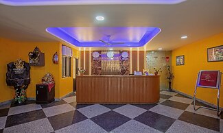 Treebo Green View, Noida