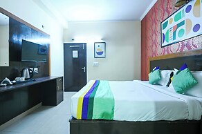 Treebo Green View, Noida