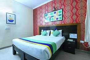 Treebo Green View, Noida