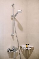 Art Deco City Walls Studios by DuHomes