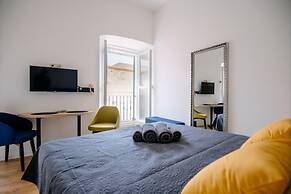 Art Deco City Walls Studios by DuHomes