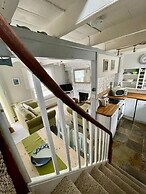 Bos Cres - a Fisherman's Cottage in St Ives Town