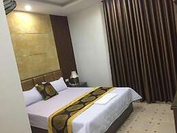 Anh Sao Hotel by Bay Luxury