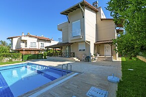 Paradise Town Villa Legend