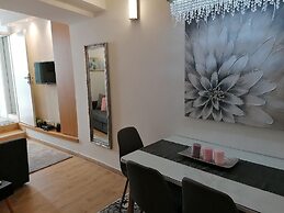Apartment AD - Pirovac