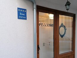 Apartment AD - Pirovac