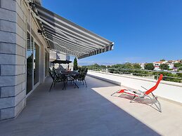 Luxury Apartment Ani II