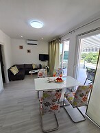 Luxury Apartment Ani II