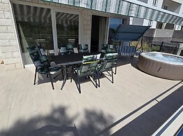 Luxury Apartment Ani II