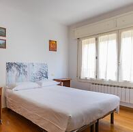 Urban Cozy Apartment by Wonderful Italy