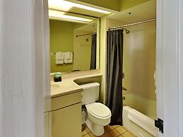 San Luis Manor by VTrips