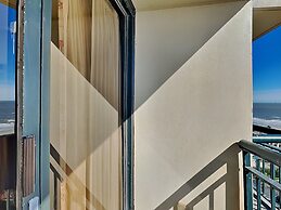 San Luis Manor by VTrips