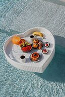 Oliving Mykonos Luxury Suites