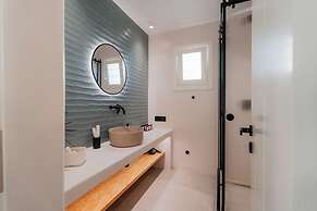 Oliving Mykonos Luxury Suites