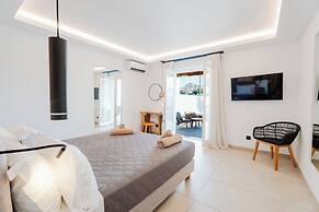 Oliving Mykonos Luxury Suites
