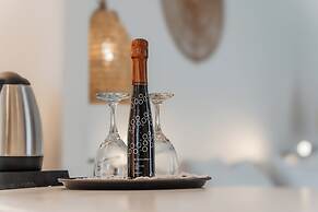 Oliving Mykonos Luxury Suites