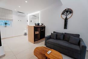 Oliving Mykonos Luxury Suites