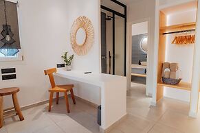 Oliving Mykonos Luxury Suites