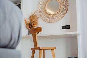 Oliving Mykonos Luxury Suites