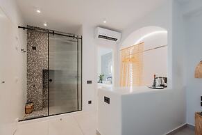 Oliving Mykonos Luxury Suites