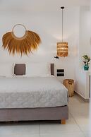 Oliving Mykonos Luxury Suites