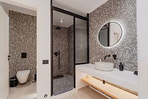 Oliving Mykonos Luxury Suites