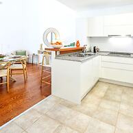 Ria Formosa Vista Duplex Charm in Downtown Faro