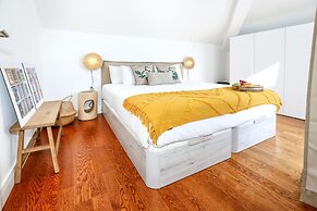 Ria Formosa Vista Duplex Charm in Downtown Faro