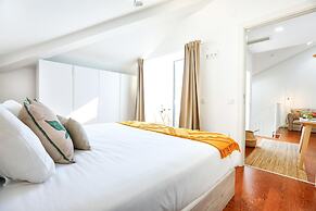 Ria Formosa Vista Duplex Charm in Downtown Faro