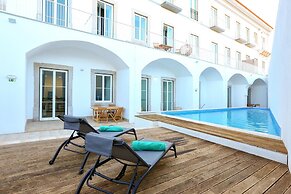 Ria Formosa Vista Duplex Charm in Downtown Faro
