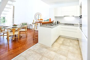 Ria Formosa Vista Duplex Charm in Downtown Faro
