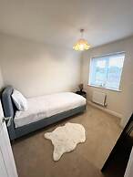 Beautiful 3-bed House in Bradford