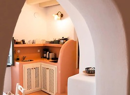 Luxury Cave and Oia Greece