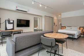 Studios Tower by Viva - Prédio com piscina e estacionamento no centro 