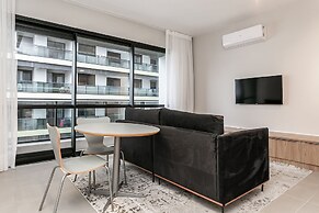 Studios Tower by Viva - Prédio com piscina e estacionamento no centro 