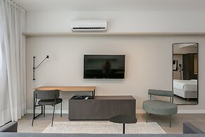 Studios Tower by Viva - Prédio com piscina e estacionamento no centro 