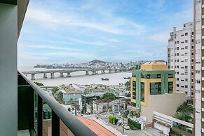 Studios Tower by Viva - Prédio com piscina e estacionamento no centro 