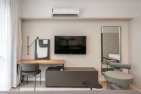 Studios Tower by Viva - Prédio com piscina e estacionamento no centro 