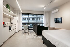 Studios Tower by Viva - Prédio com piscina e estacionamento no centro 