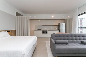 Studios Tower by Viva - Prédio com piscina e estacionamento no centro 