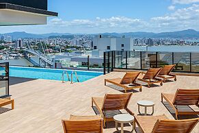 Studios Tower by Viva - Prédio com piscina e estacionamento no centro 