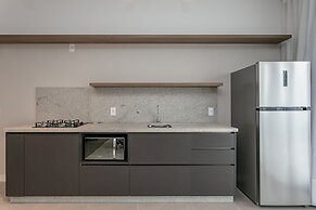 Studios Tower by Viva - Prédio com piscina e estacionamento no centro 