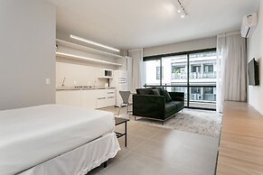 Studios Tower by Viva - Prédio com piscina e estacionamento no centro 