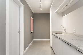 Studios Tower by Viva - Prédio com piscina e estacionamento no centro 
